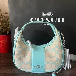 【COACH】Carmen Mini Crossbody Bag In Signature Canvas COACH® Outlet | Carmen Mini Crossbody